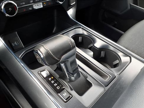 Certified 2022 Ford F150 XLT w/ Equipment Group 302A High image 26