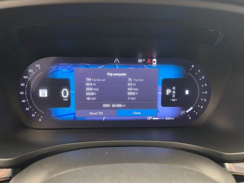 Used 2025 Volvo V60 B5 Cross Country Plus AWD/4WD image 17