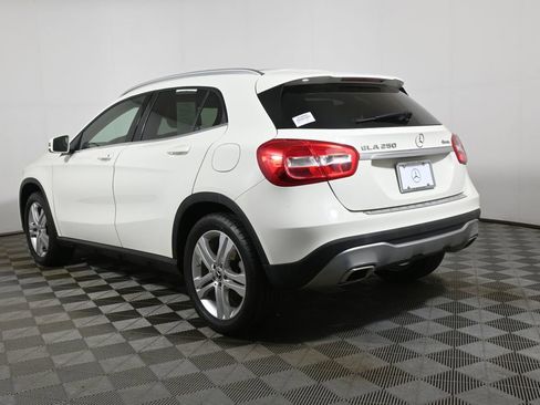 Used 2018 Mercedes-Benz GLA 250 4MATIC image 5