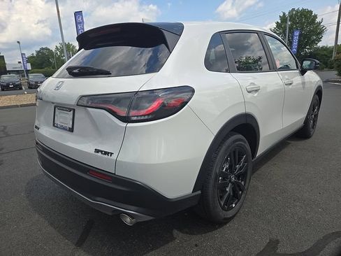 New 2027 Honda HR-V Sport image 6