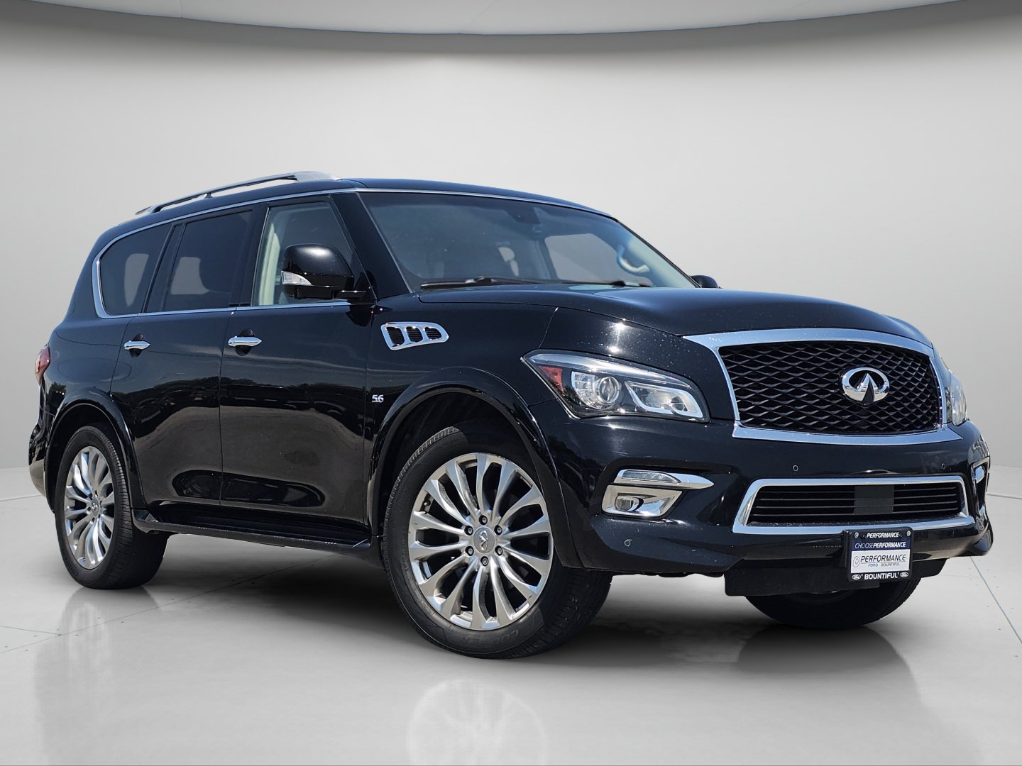 Used 2015 INFINITI QX80 4WD w/ 22" Wheel Package image 2