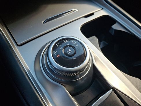 Used 2020 Ford Explorer XLT w/ Class III Trailer Tow Package image 14