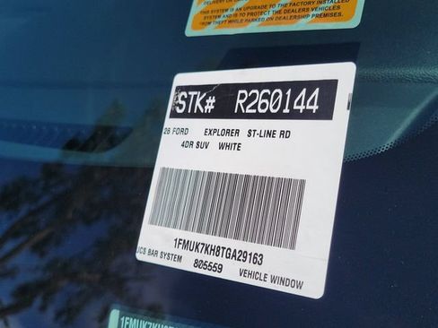 Used 2026 Ford Explorer ST-Line w/ ST-Line Street Pack RWD image 28