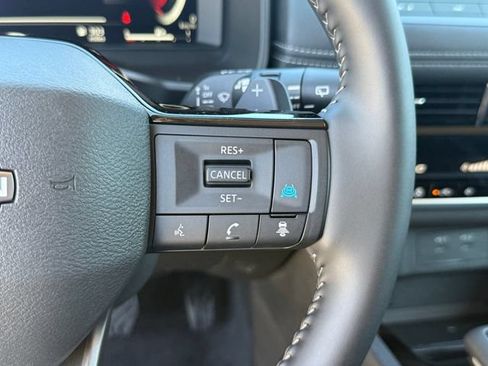 Used 2026 Nissan Rogue SL FWD image 16