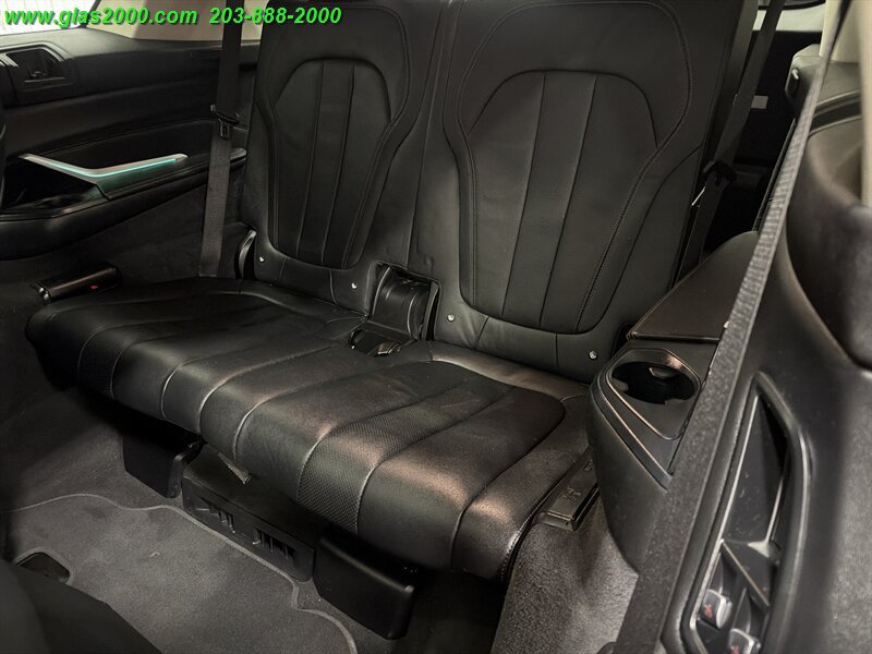 Used 2022 BMW X7 xDrive40i w/ Premium Package AWD/4WD image 33