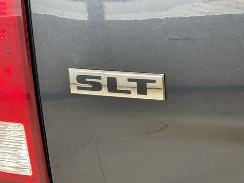 Used 2017 RAM 1500 Classic SLT image 11