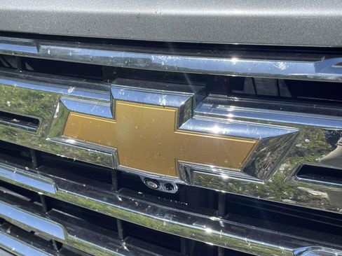 Used 2024 Chevrolet Silverado 2500 LTZ w/ LTZ Plus Package image 5