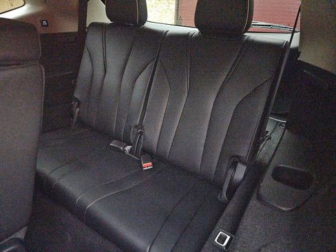 Used 2023 Acura MDX SH-AWD w/ Advance Package image 21