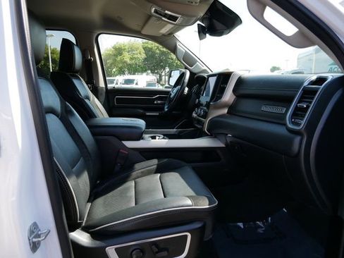 Used 2022 RAM 1500 Laramie AWD/4WD image 15