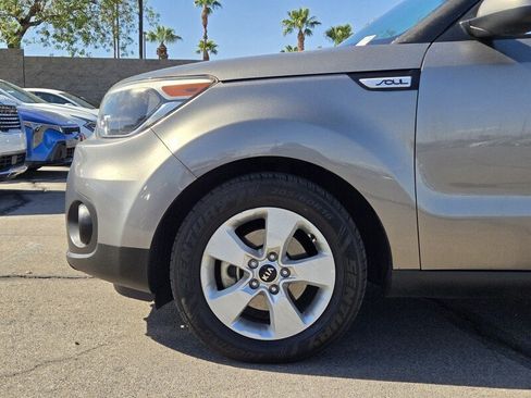 Used 2017 Kia Soul FWD image 10