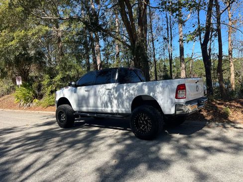 Used 2019 RAM 2500 Big Horn image 12