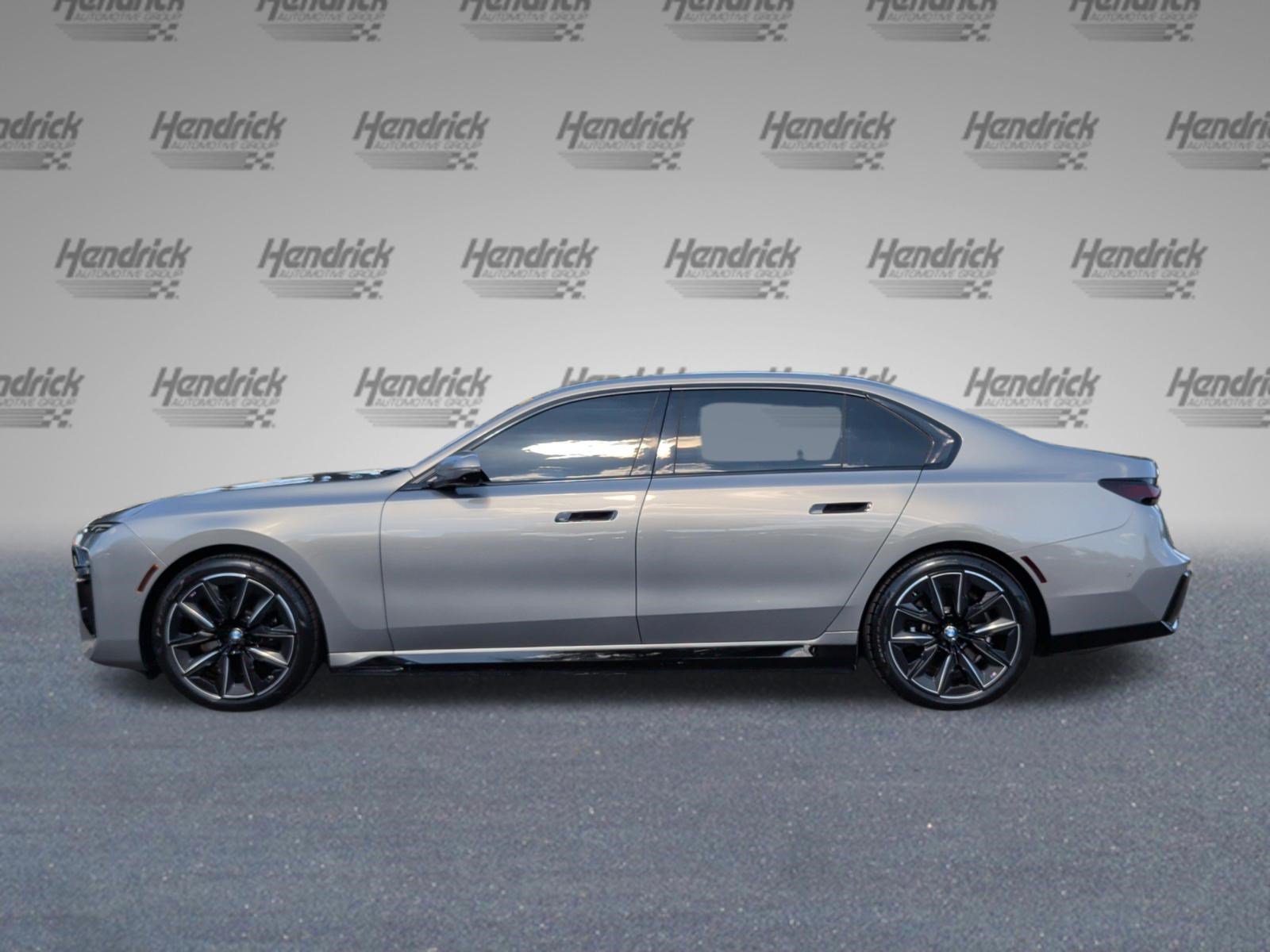 Used 2024 BMW i7 eDrive50 w/ M Sport Package RWD image 10