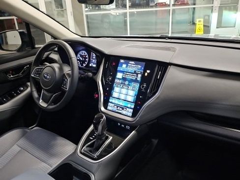 Certified 2025 Subaru Outback Premium w/ Popular Package #1A image 42