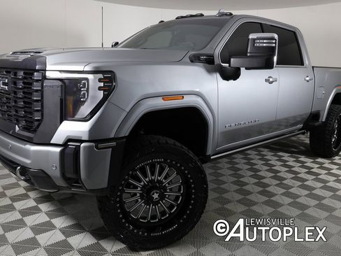 Used 2024 GMC Sierra 2500 Denali Ultimate image 1
