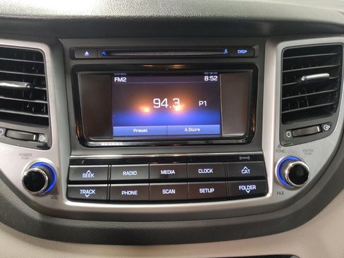 Used 2017 Hyundai Tucson SE w/ SE Popular Package 02 AWD/4WD image 25