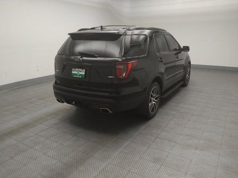 Used 2017 Ford Explorer Sport w/ Equipment Group 401A AWD/4WD image 9