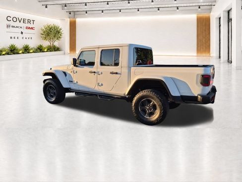 Used 2021 Jeep Gladiator Rubicon AWD/4WD image 10