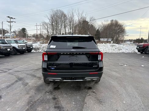 New 2026 Ford Explorer Active w/ Active Comfort Package image 21
