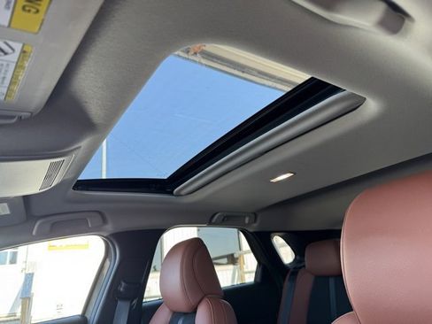 Used 2024 MAZDA CX-30 Carbon image 18