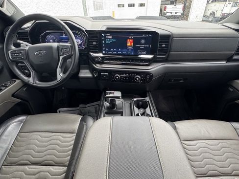 Used 2024 Chevrolet Silverado 1500 ZR2 w/ Technology Package image 16