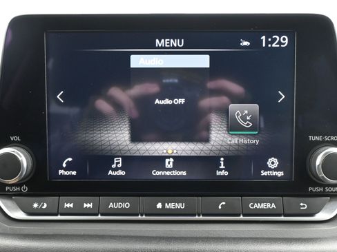 Used 2023 Nissan Rogue SV image 15