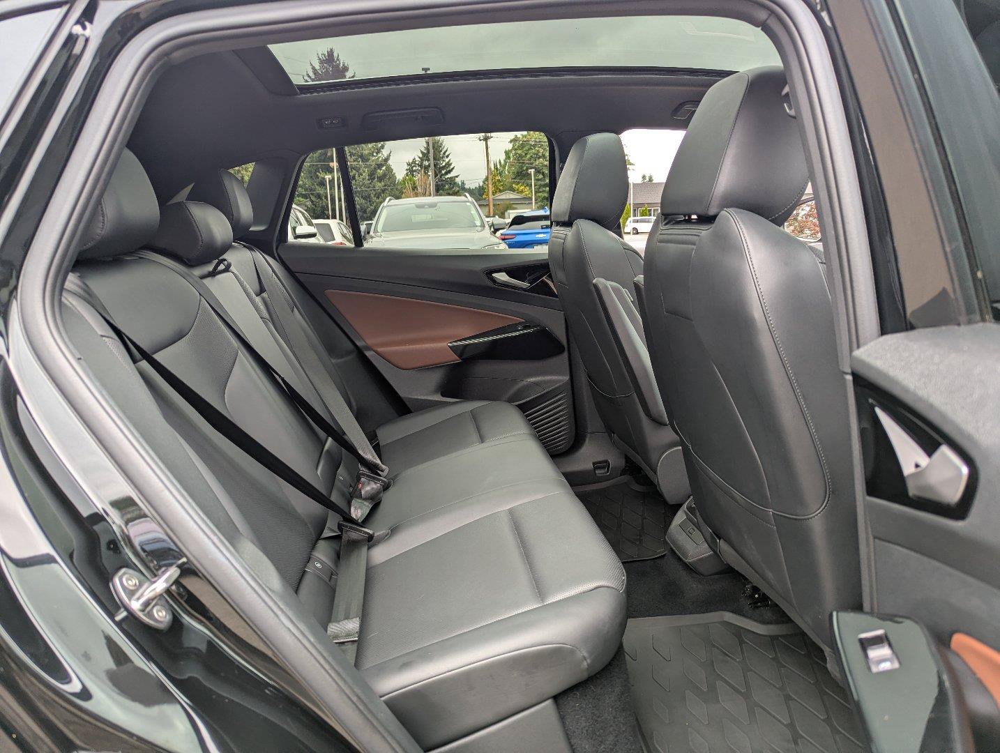 Used 2022 Volkswagen ID.4 Pro S AWD/4WD image 32