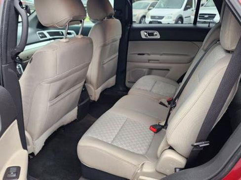 Used 2013 Ford Explorer XLT AWD/4WD image 17