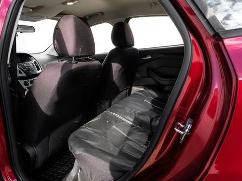 Used 2013 Ford Focus SE image 32