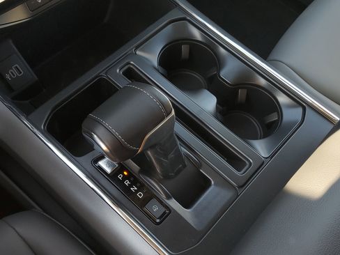 New 2025 Ford F150 Lightning Flash image 24