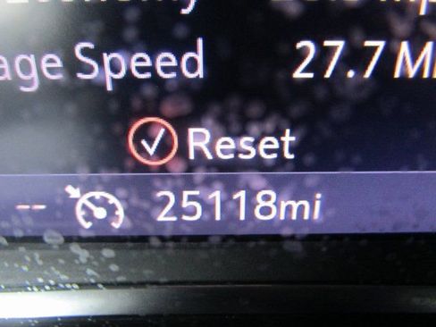 Used 2023 Chevrolet Blazer LT image 13