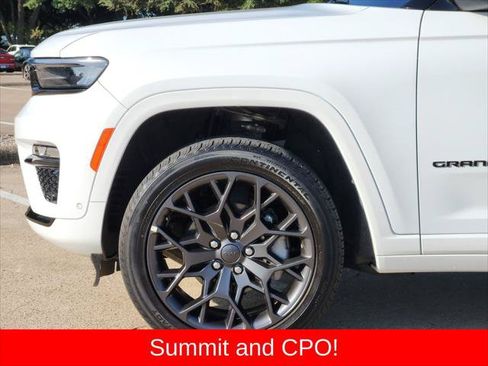 Certified 2025 Jeep Grand Cherokee Summit w/ Obsidian Package AWD/4WD image 8