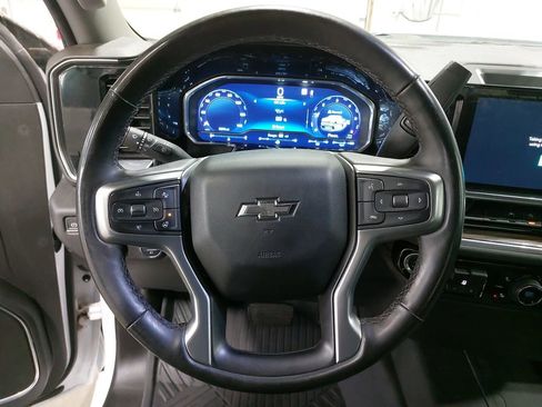 Used 2023 Chevrolet Silverado 1500 RST image 17