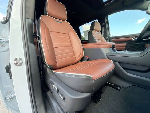 New 2026 GMC Sierra 2500 Denali Ultimate AWD/4WD image 34
