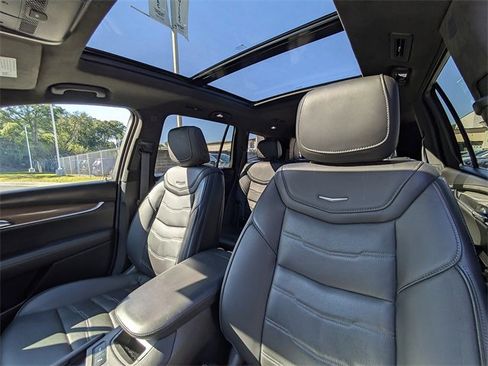 Certified 2024 Cadillac XT6 Premium Luxury w/ Platinum Package image 22