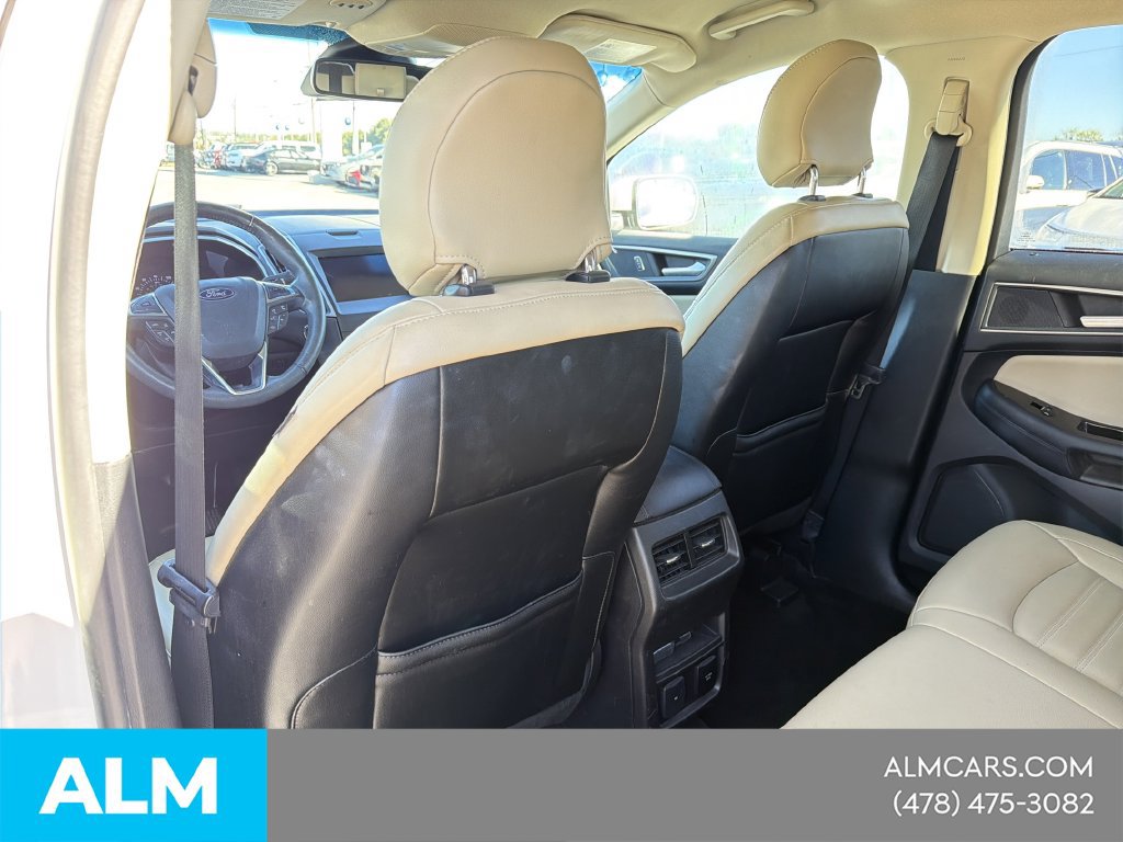 Used 2019 Ford Edge SEL w/ Equipment Group 201A FWD image 30