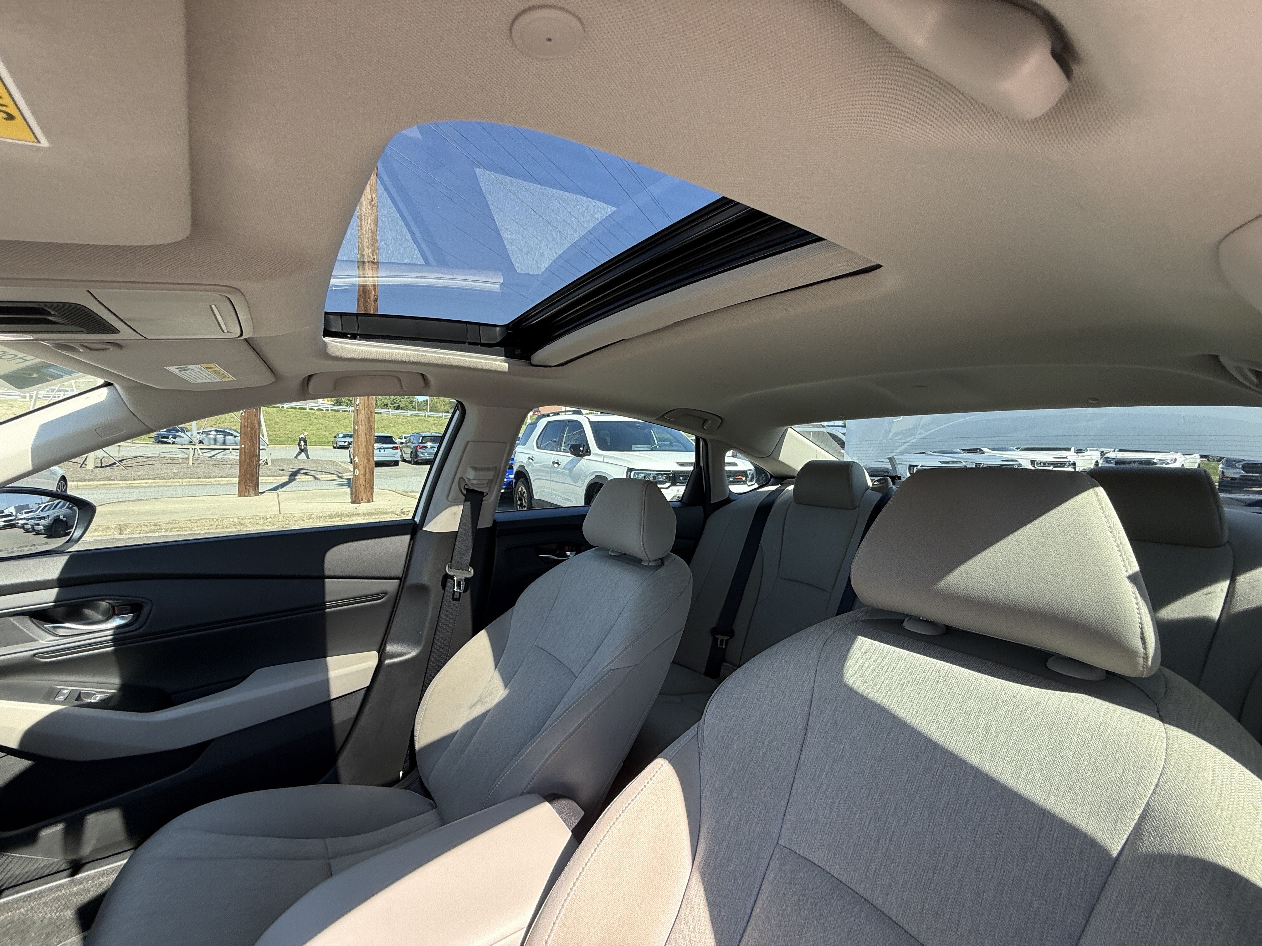 Certified 2024 Honda Accord EX image 28