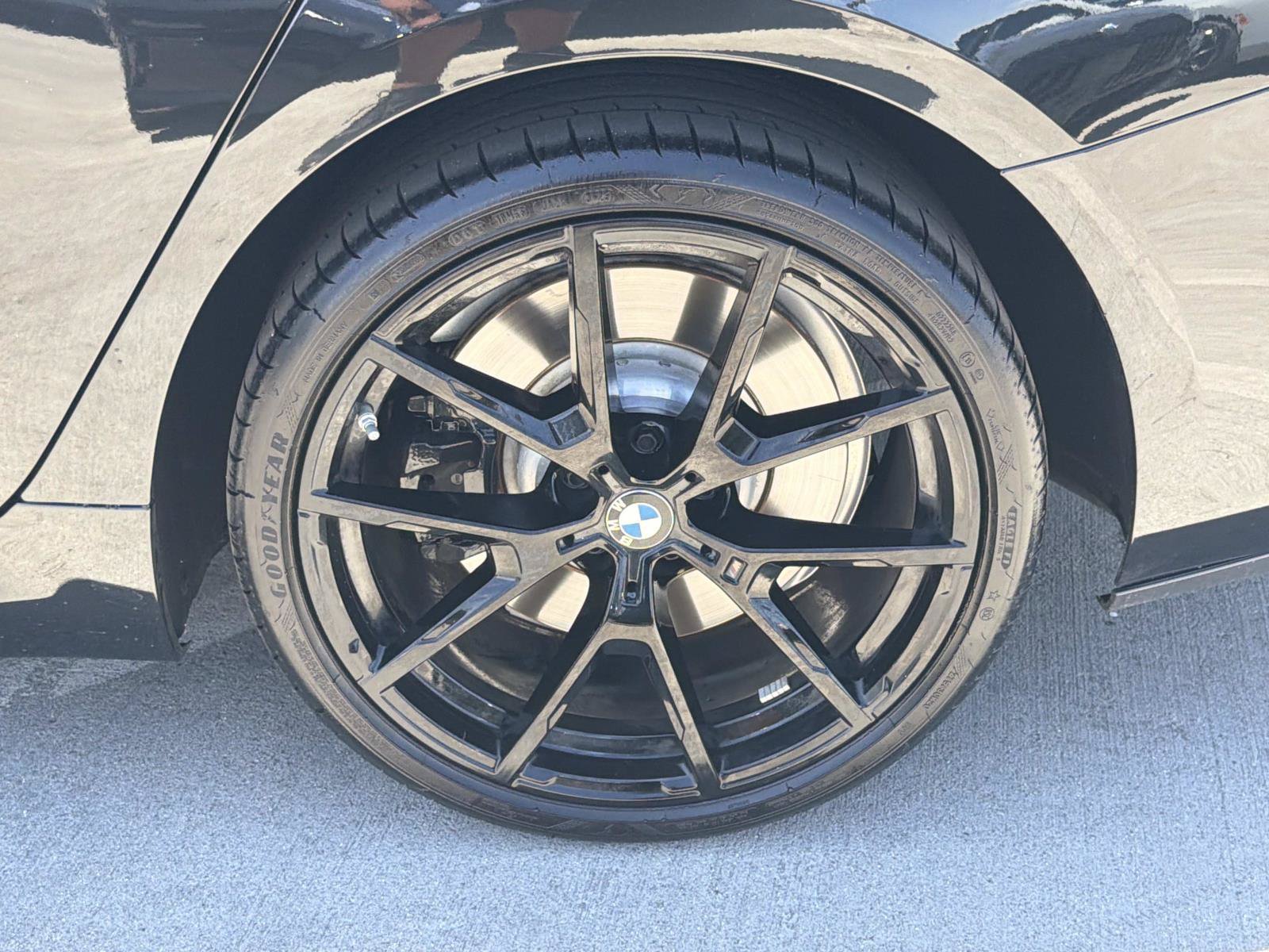 Used 2026 BMW 840i w/ M Sport Professional Package RWD image 5