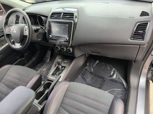 Used 2025 Mitsubishi Outlander Sport AWD image 31