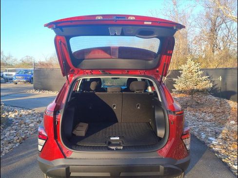 New 2026 Hyundai Kona SE image 14