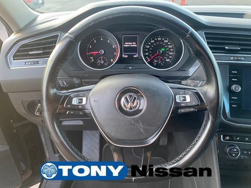 Used 2019 Volkswagen Tiguan SE FWD image 14