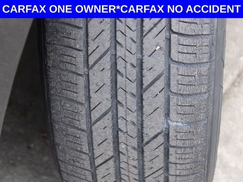 Used 2010 Ford Escape XLT image 11