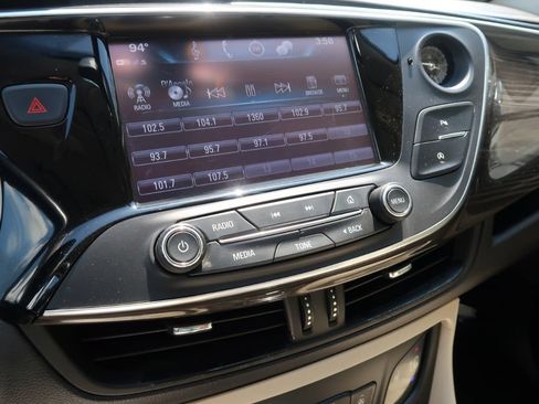 Used 2020 Buick Envision Preferred FWD image 13