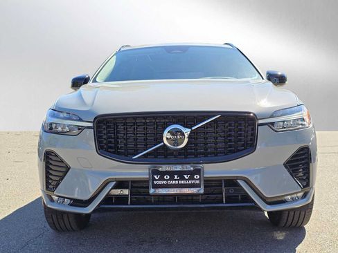 Used 2025 Volvo XC60 B5 Plus AWD/4WD image 9