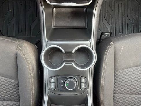 Used 2021 GMC Terrain SLE w/ Driver Convenience Package image 25