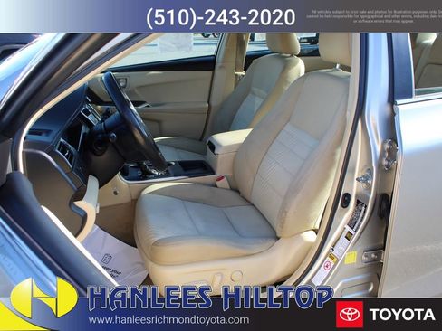 Used 2015 Toyota Camry LE image 12