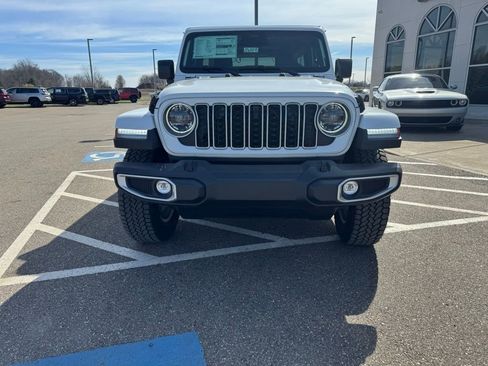 New 2026 Jeep Wrangler Unlimited Sahara AWD/4WD image 4