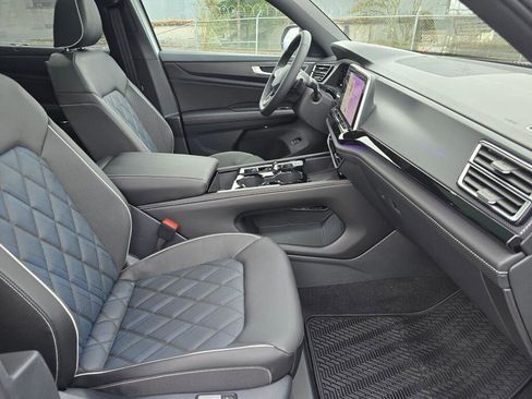 New 2026 Volkswagen Atlas Cross Sport SEL Premium R-Line image 45