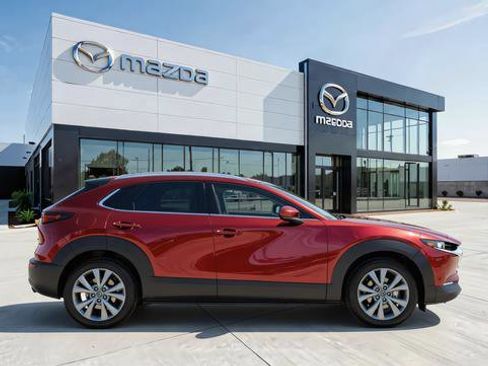 Certified 2025 MAZDA CX-30 AWD 2.5 S w/ Preferred Package image 3