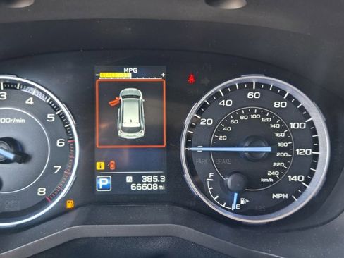 Used 2022 Subaru Ascent Limited w/ Technology Package image 14