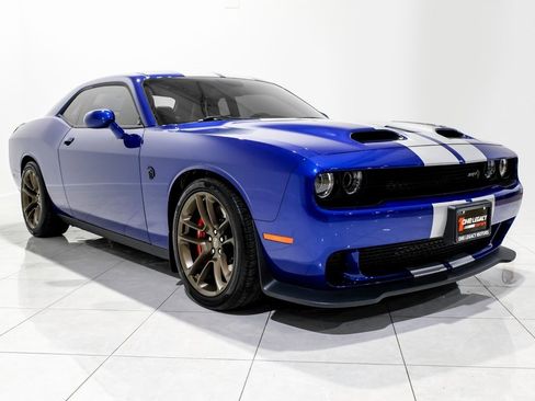 Used 2019 Dodge Challenger SRT Hellcat Redeye image 3